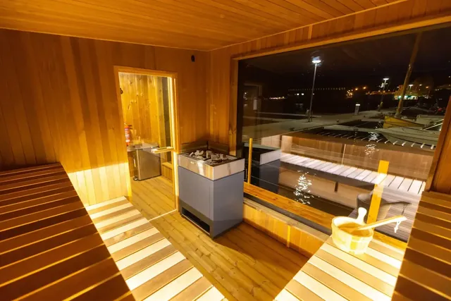 MeiSauna Floating Saunas