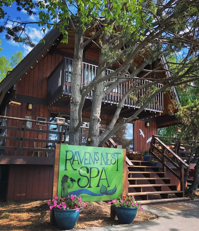 Ravens Nest Spa Infrared Sauna