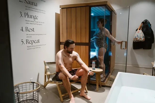 The Wellness Lounge Contrast Therapy - Image 2