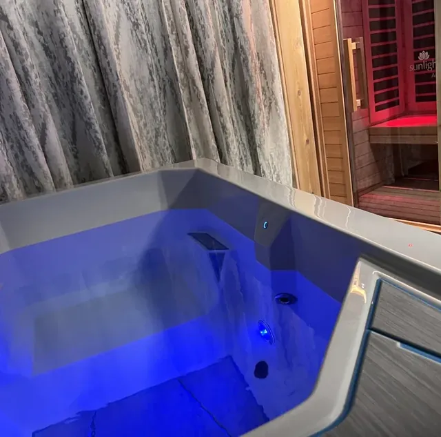 Ajax Fitness Recovery Room