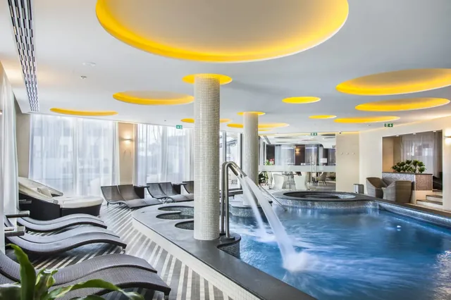 Aura Pure Spa - Image 2