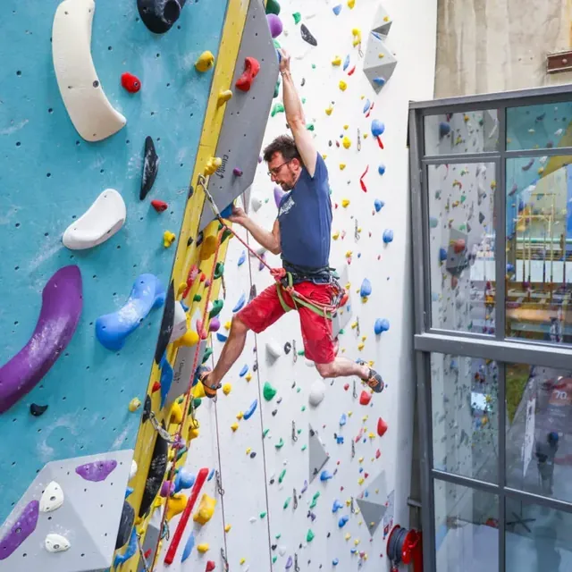Climb Up Brest - Image 2
