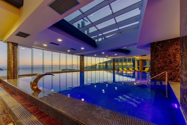 SKY VIEW Wellness & SPA – Tre Canne