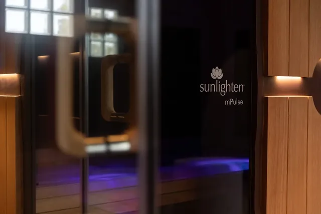 Social Remedy Byron Bay Infrared Sauna - Image 2