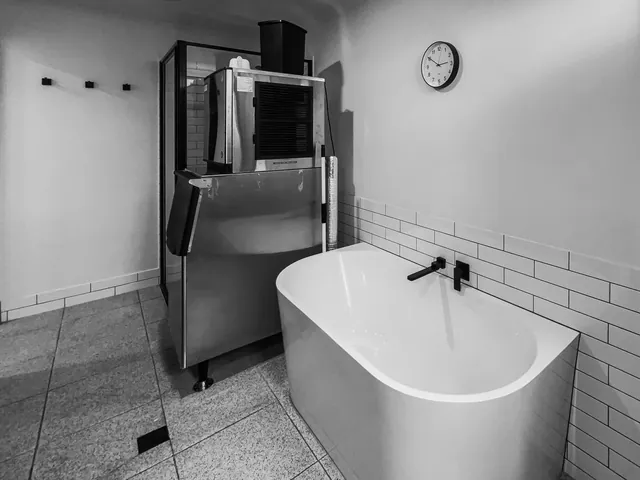 D.F. Gym Recovery Room - Image 2