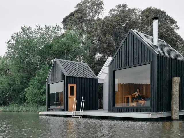 Floating Sauna Lake Burley Griffin