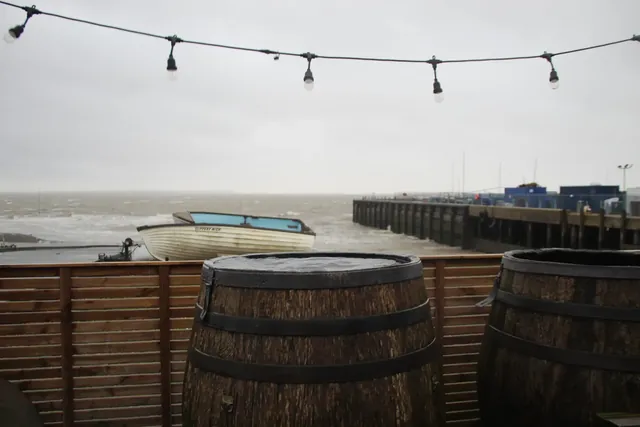 Sea Scrub Sauna Whitstable Harbour