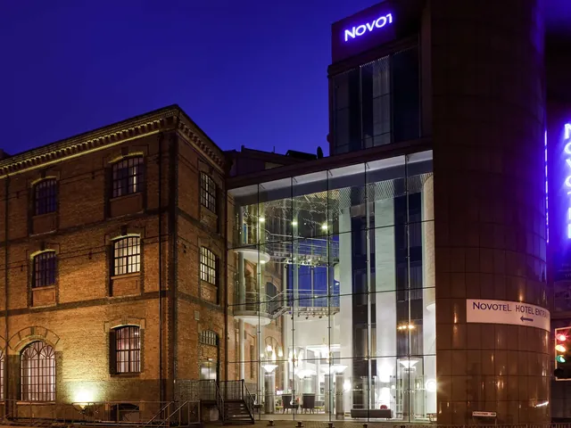 Novotel Cardiff Centre - Image 2