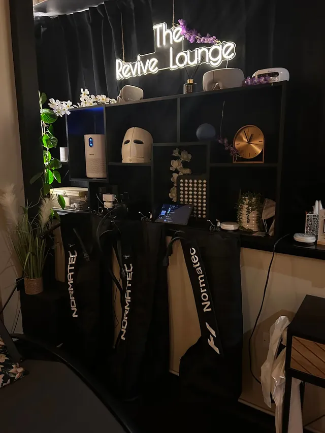 The Wellness Lounge Cardiff - Image 3