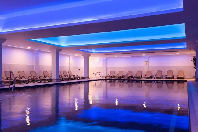 Greenwoods Hotel & Spa