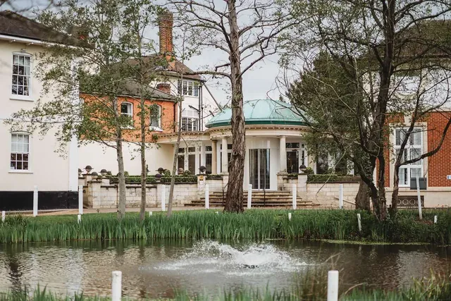 Greenwoods Hotel & Spa - Image 2