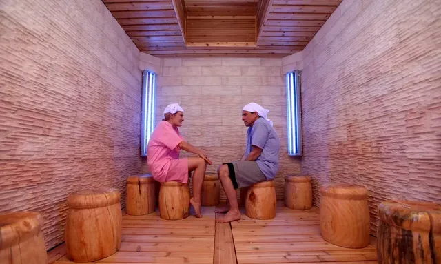 King Spa & Sauna - Image 3