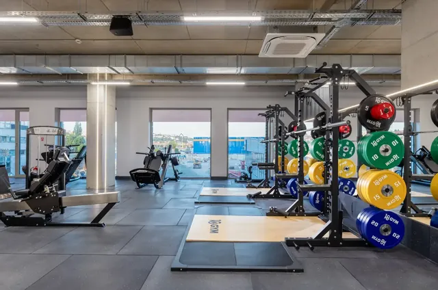 18GYM Era - Image 3