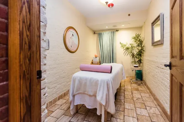 SOAK Spa at The Detroit Club - Image 3