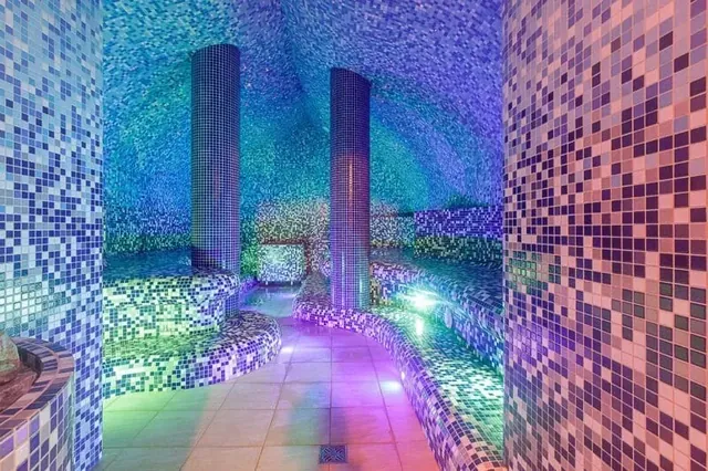 Eglė Sanatorium Pool & Sauna - Image 2