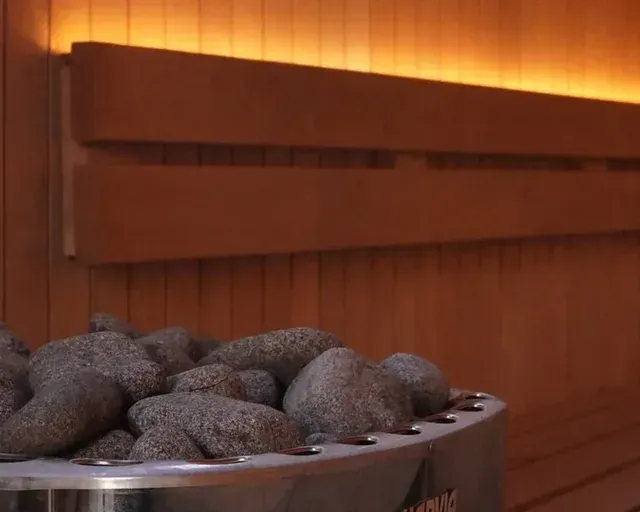 Helios Floating Sauna - Image 3