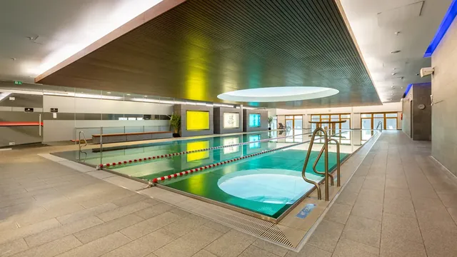Holmes Place am Provinzialplatz - Image 2