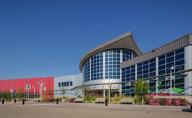 Booster Juice Recreation Centre in Terwillegar - Image 2