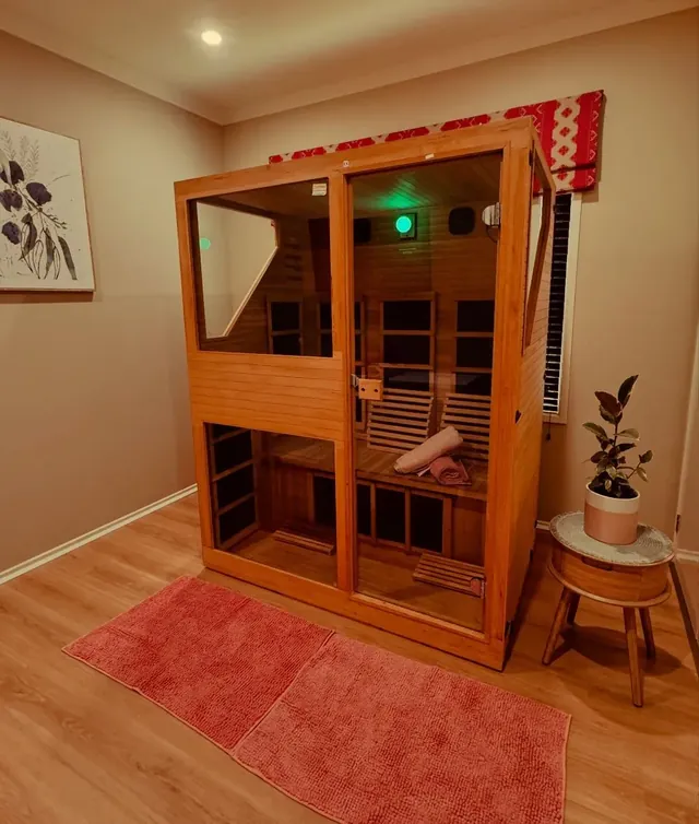 Embrace Skin & Body Infrared Sauna