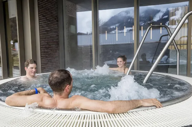 Sportzentrum Gstaad Wellness - Image 2