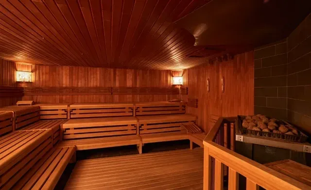 Sauna Schwimmbad Blankenese - Image 2