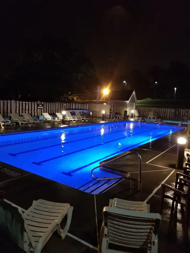 Healthtrax Fitness & Wellness Newington