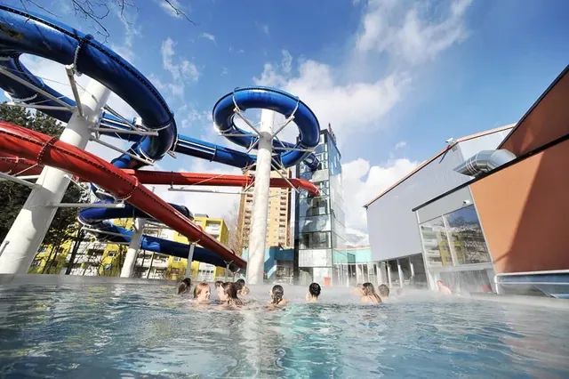 Hallenbad und Sauna Olympisches Dorf - Image 3