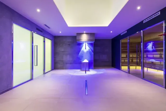 Parkhotel Hall - Image 2