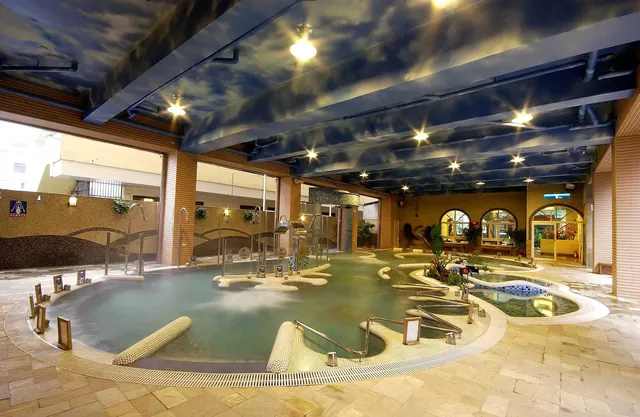 Chuang Tang Spring Deyang SPA