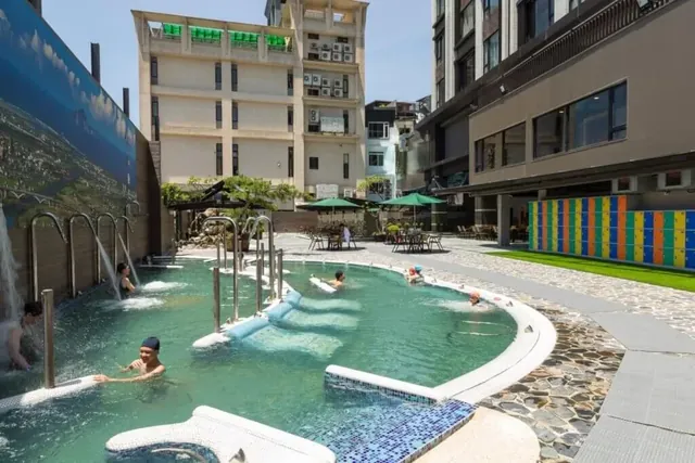 Chuang Tang Spring Flagship SPA
