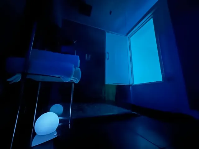 Floating KC - Image 2