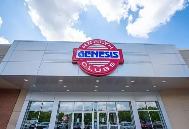 Genesis Health Clubs Ward Parkway - Image 2