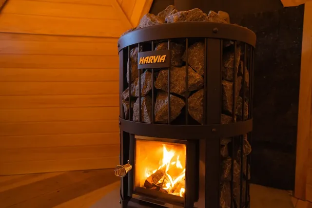 Kaveri Private Outdoor Sauna - Image 2