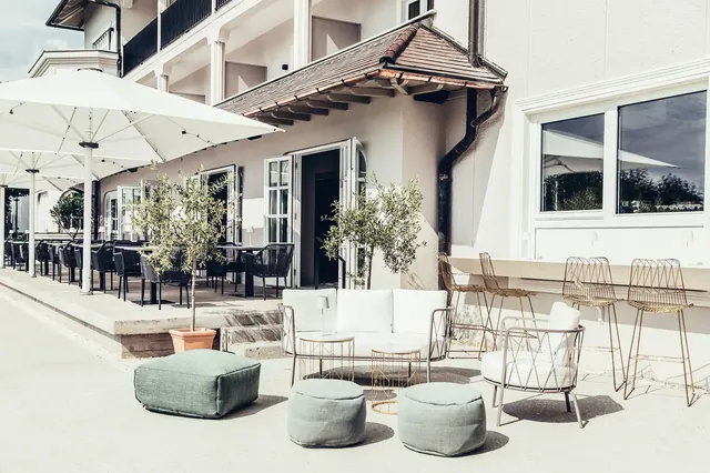 Hotel Dermuth Spa Day - Image 2