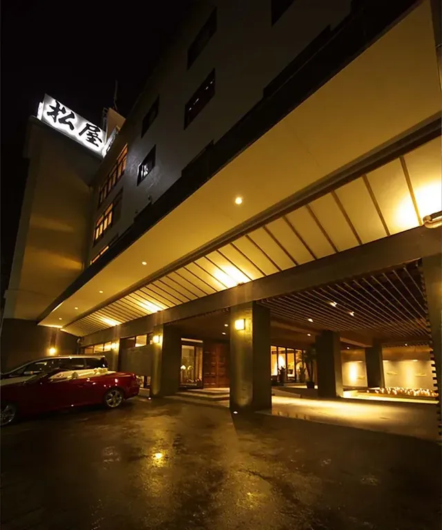湯屋 水禅 Luxury Sauna & Spa - Image 3