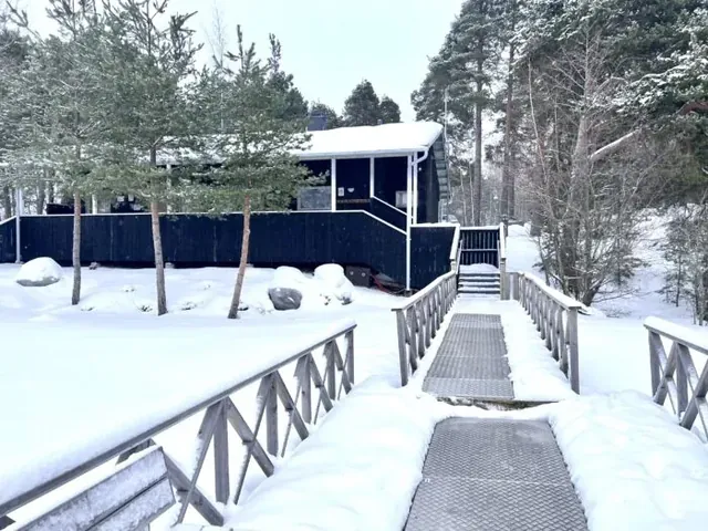 Myllysaari Lakeside Sauna - Image 2