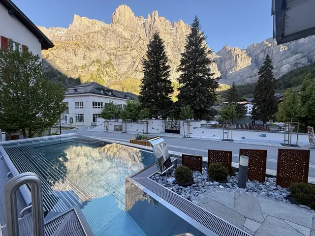 Therme 51° Day Spa - Image 2