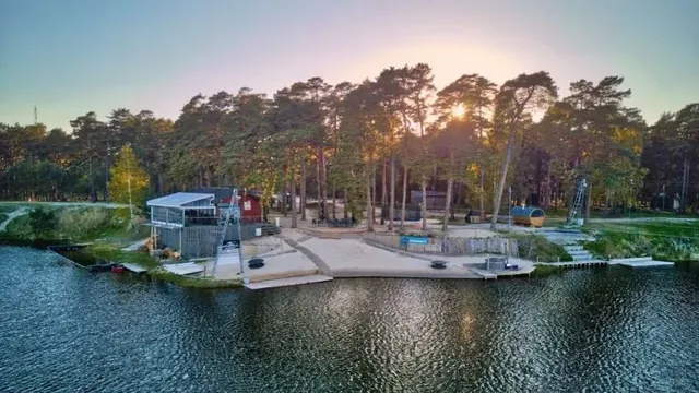 BB Wakepark Sauna - Image 2
