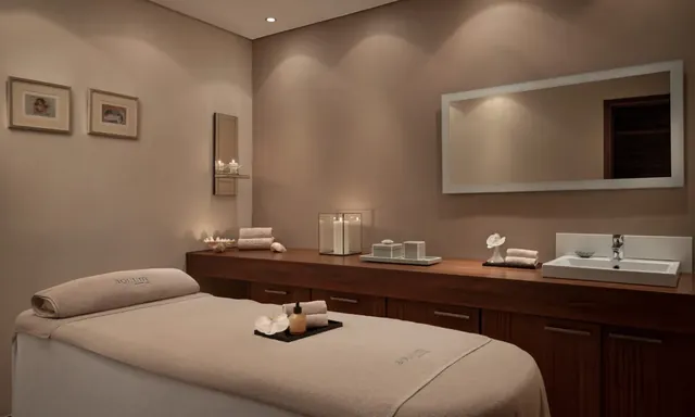 Aquum Spa at Mediterranean Beach Hotel - Image 3