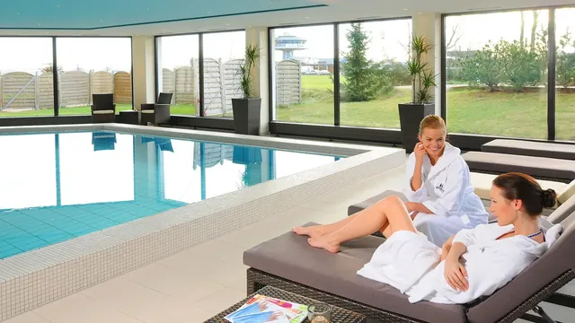 Maritim Spa Travemünde - Image 2