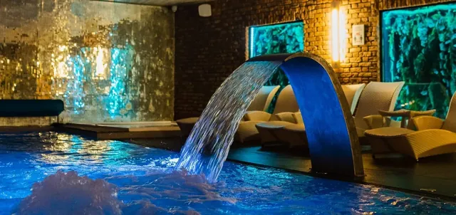 Hotel Alter Water and Sauna Zone - Image 2