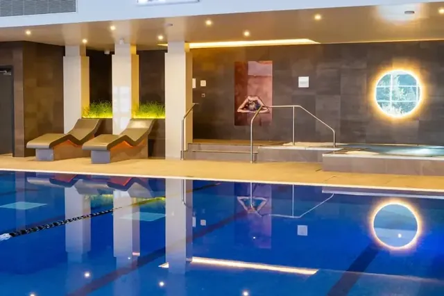 David Lloyd Luton - Image 2