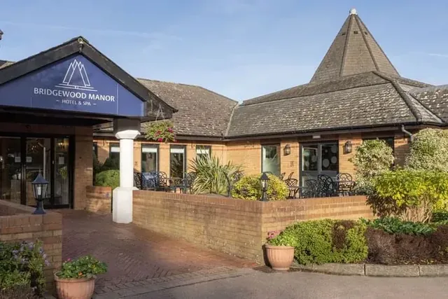 Bridgewood Manor Hotel & Spa
