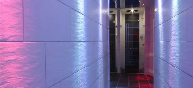 TBlue Sauna - Image 3