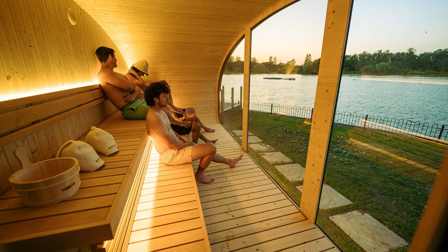 AquaParcs Spa & Cold Plunge, Milton Keynes