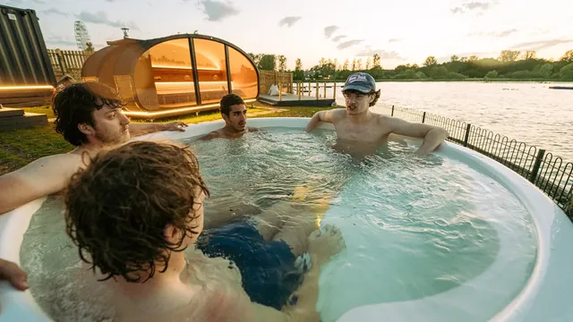 AquaParcs Spa & Cold Plunge - Image 3
