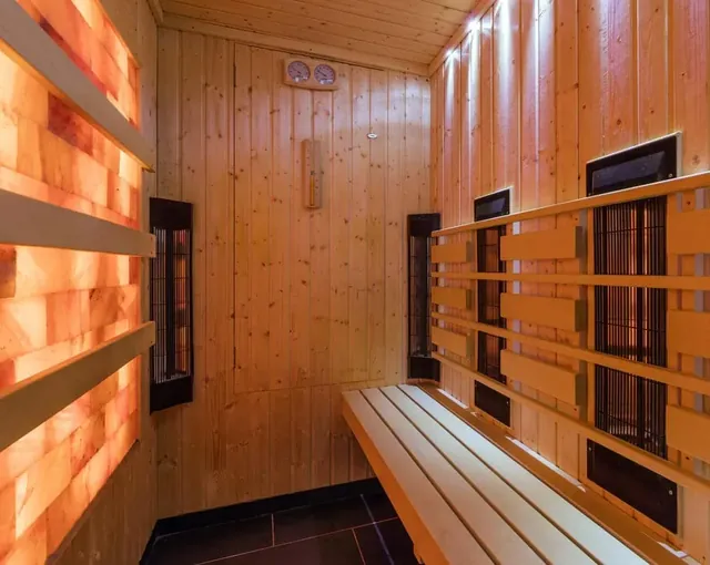 Fitness M Wellness Club Sauna - Image 2