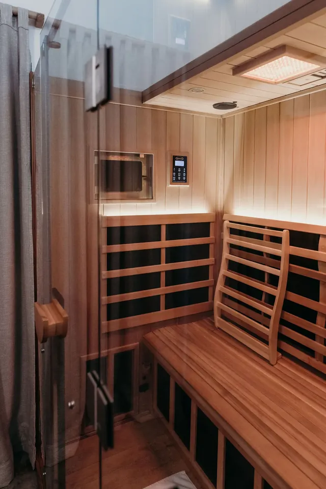 Zadig Infrared Sauna Studio - Image 2