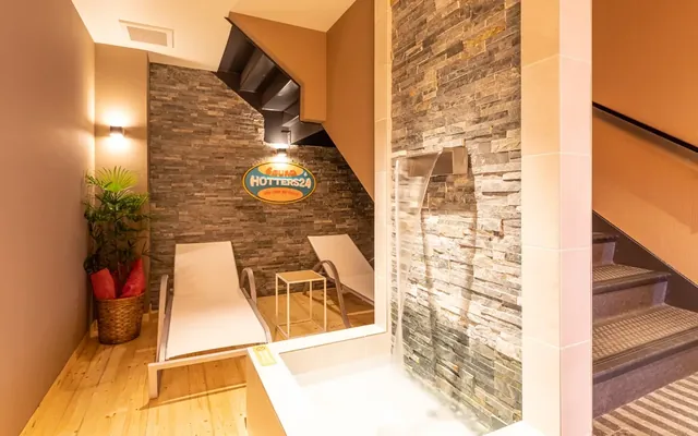 HOTTERS24 岡山今店 - Image 3