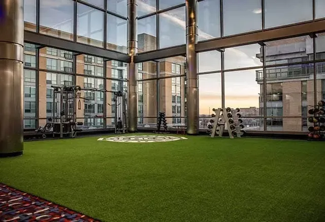 Genesis Health Clubs Midtown Crossing